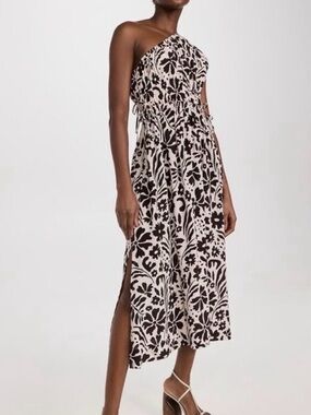 CLOSET CLOSEOUT SALE - Faithfull the Brand Floral One Shoulder Midi Dress - NWT